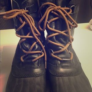 Men’s black Sorel boots size 12